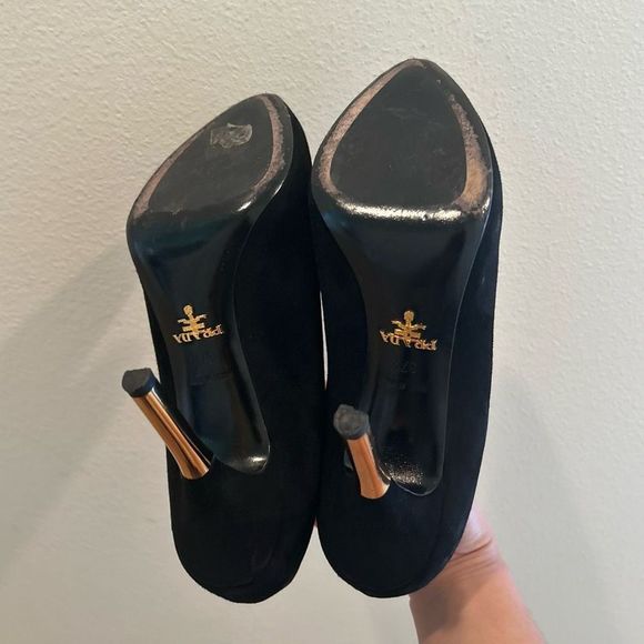 Prada Milano 37.5 Heels Black Suede - Picture 8 of 15